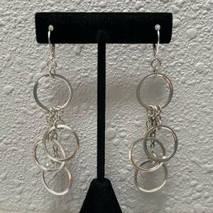 ❤️‍🔥3/$15❤️‍🔥Dangle “Circles” Lever Back Pierced Earrings - Silver Finish - EUC